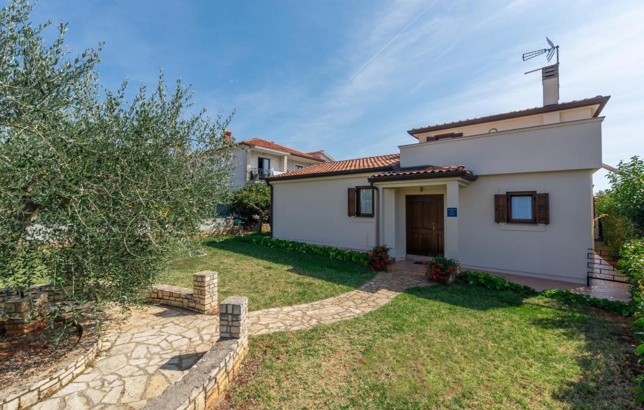 Villa Lucas Novigrad Istria Exterior foto